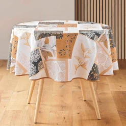 Tafellaken met bladerenprint in patchwork, vlot onderhoud