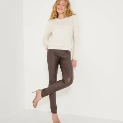 Trui in harig tricot met strasjes