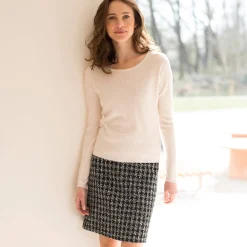 Trui in kouseribbeltricot, met officiersknopen