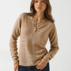 Trui met Tunesische hals, in ajourtricot