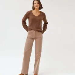 Trui met V-hals, patenttricot