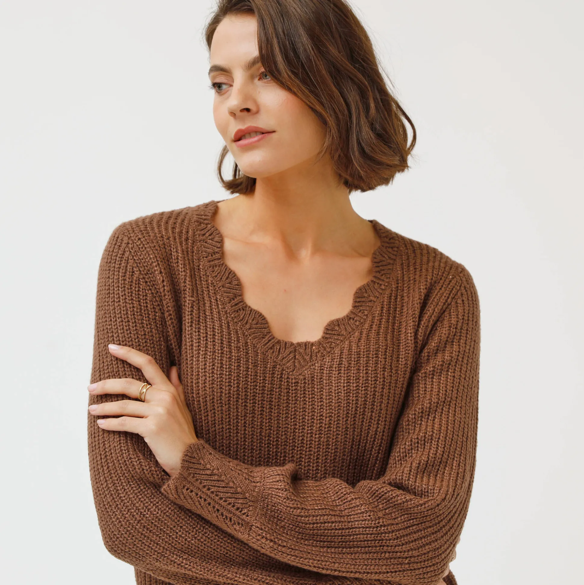 Trui met V-hals, patenttricot