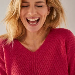 Trui met V-hals, patenttricot met zachte touch