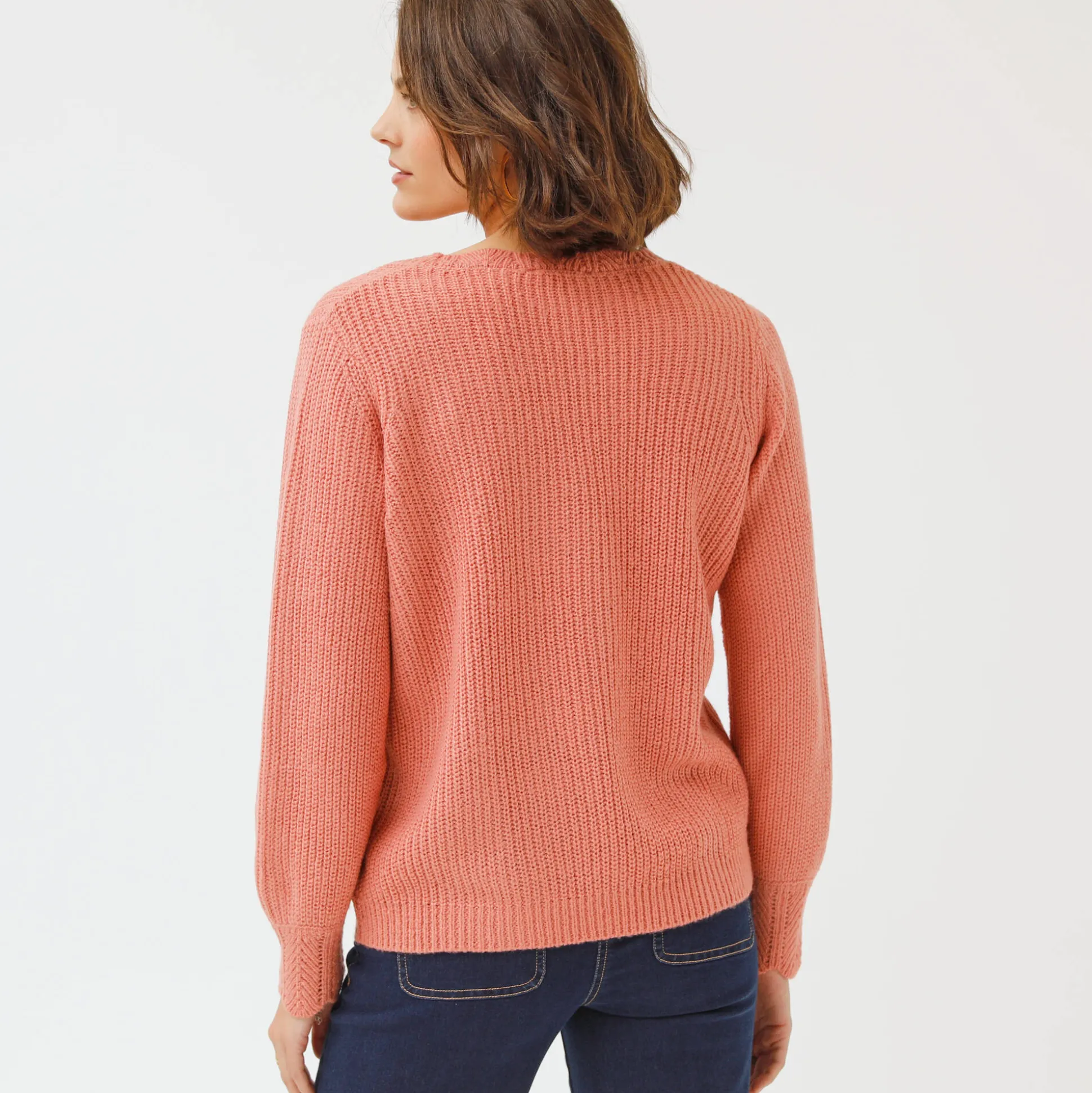 Trui met V-hals, patenttricot