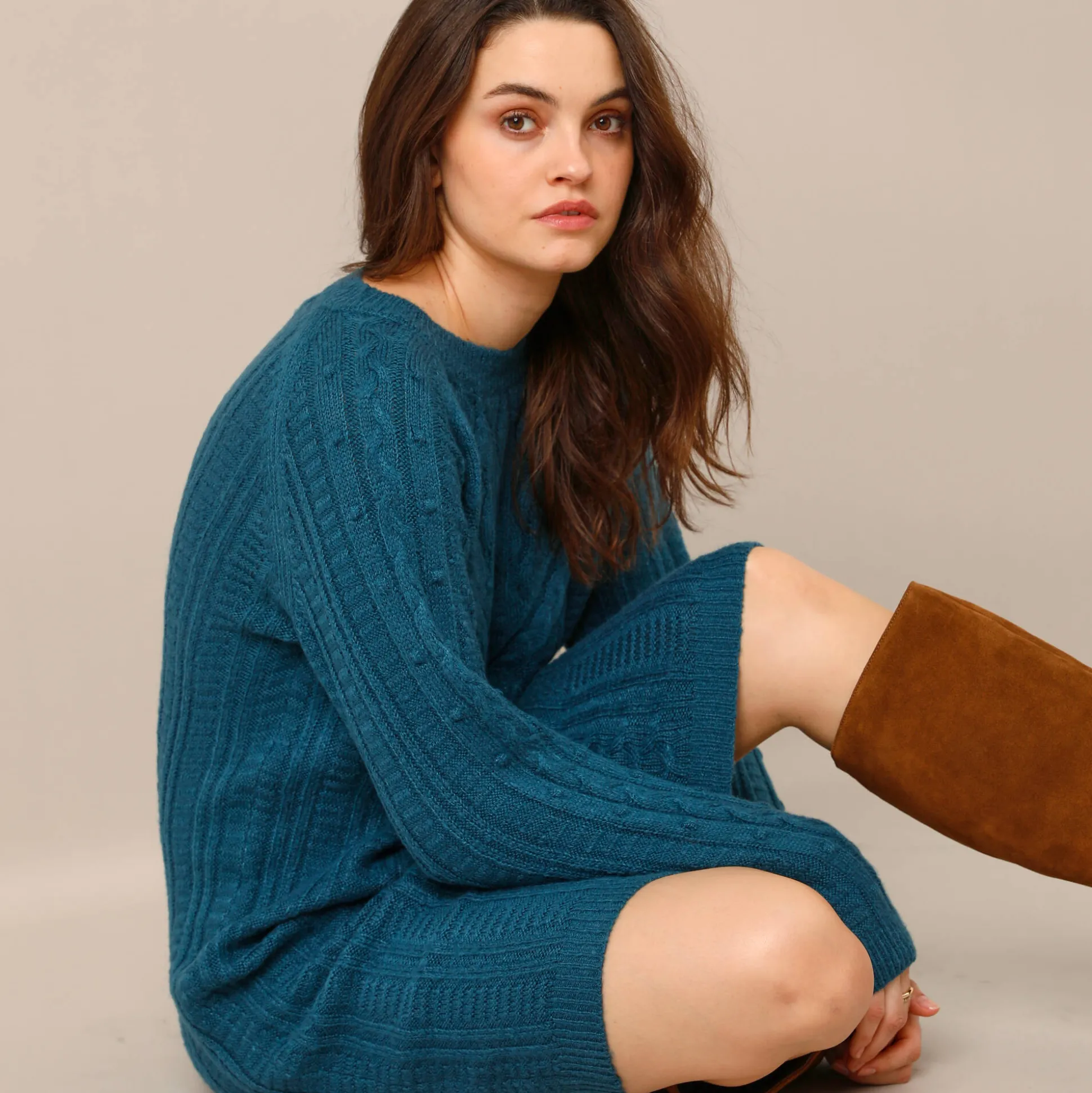Trui-jurk in kabeltricot