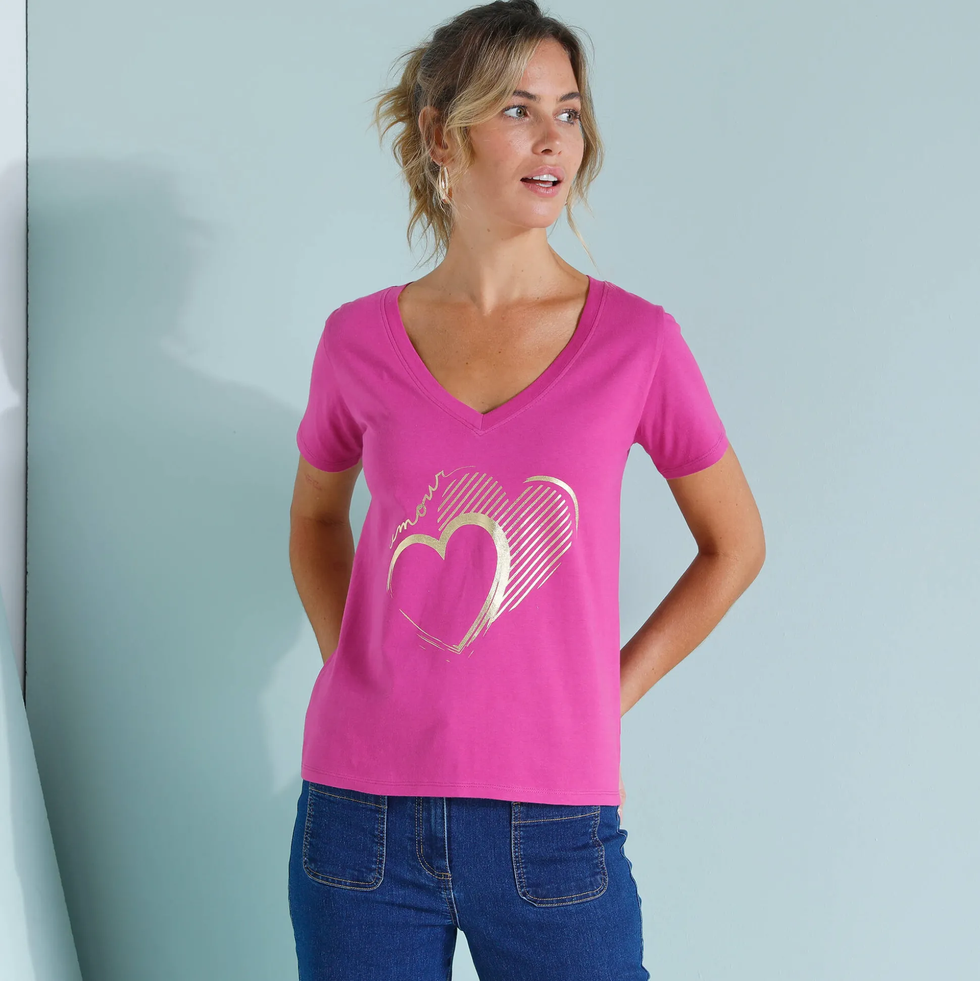 T-shirt col V imprimé doré