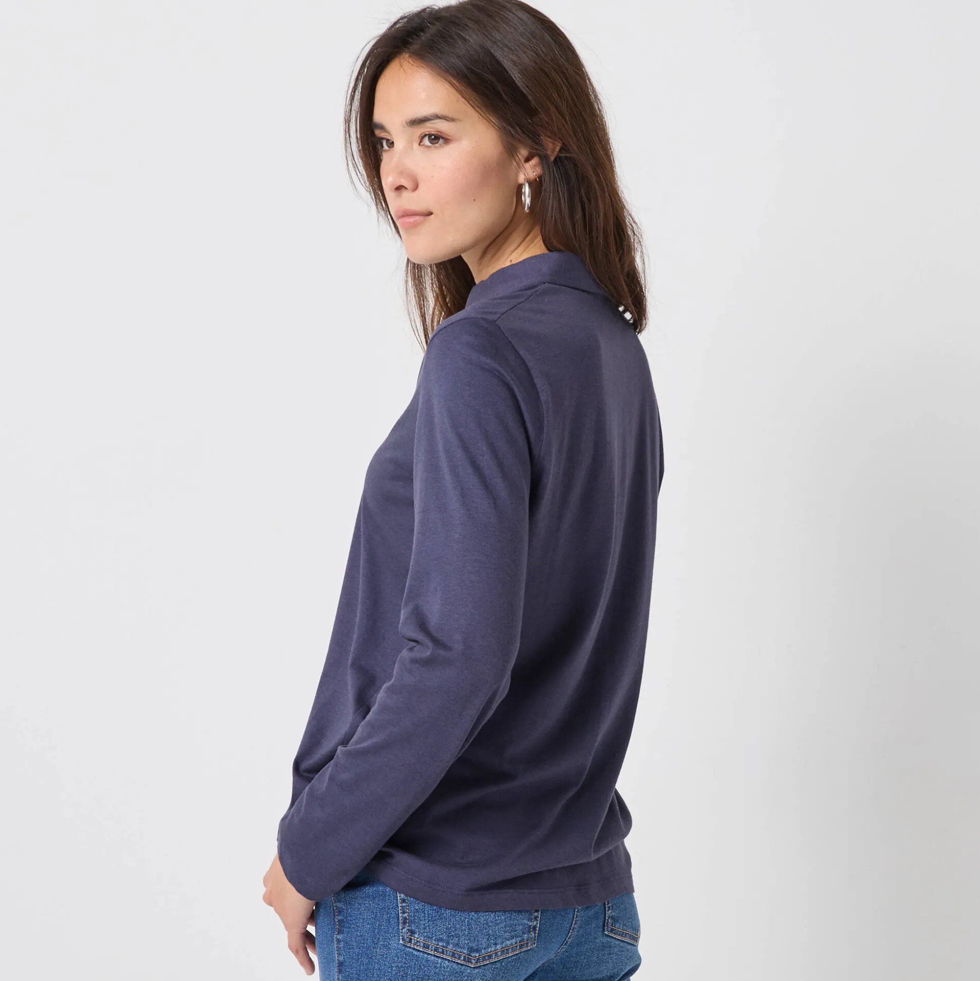 T-shirt met knopen, lange mouwen en polokraag