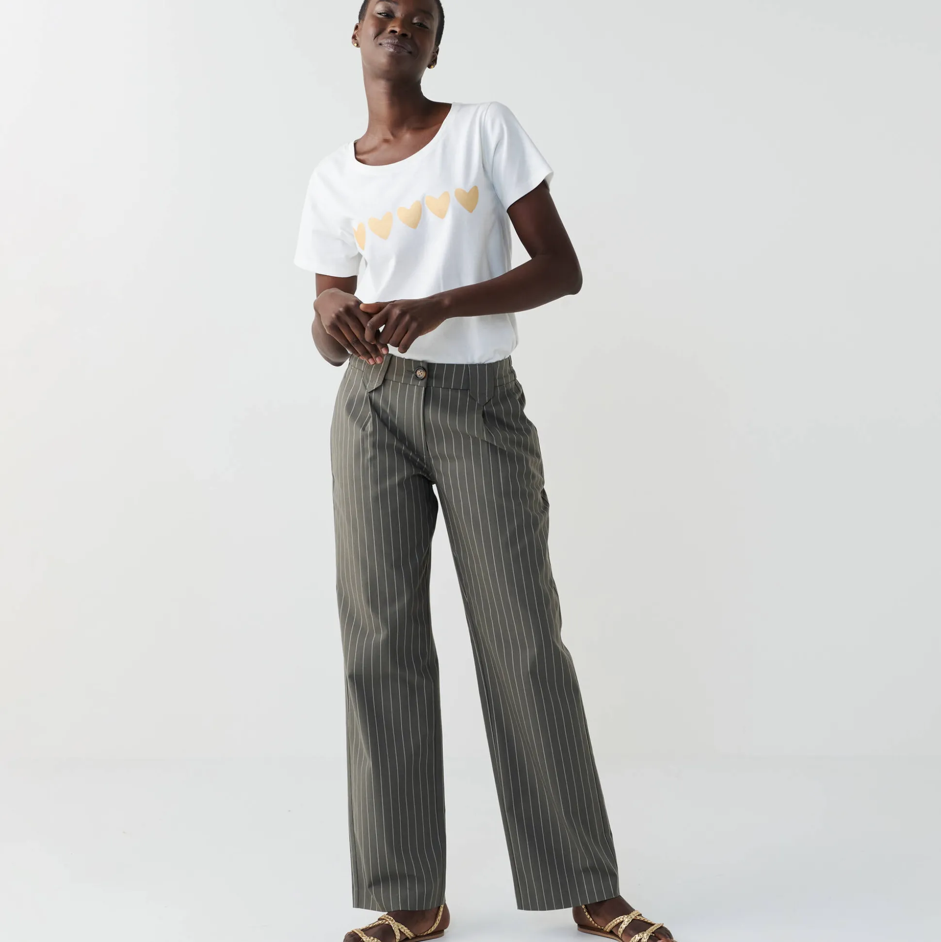 T-shirt met korte mouwen, goudkleurige hartjesprint