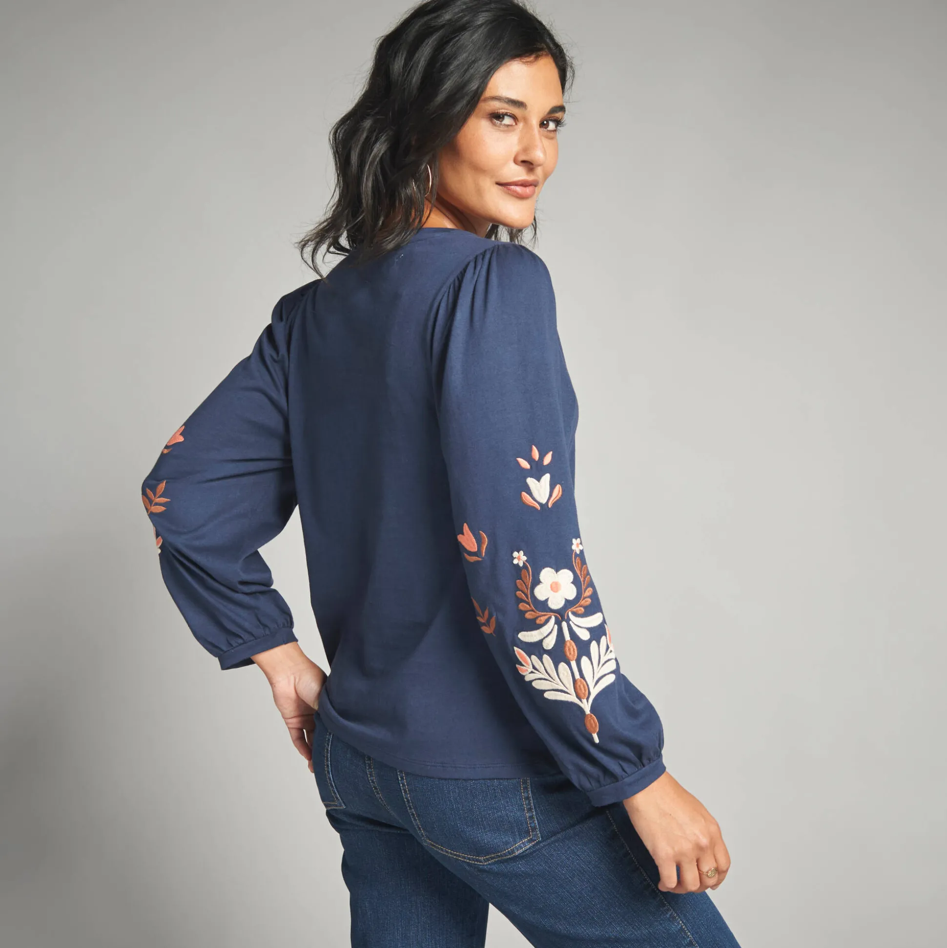 T-shirt met lange, geborduurde mouwen, katoen