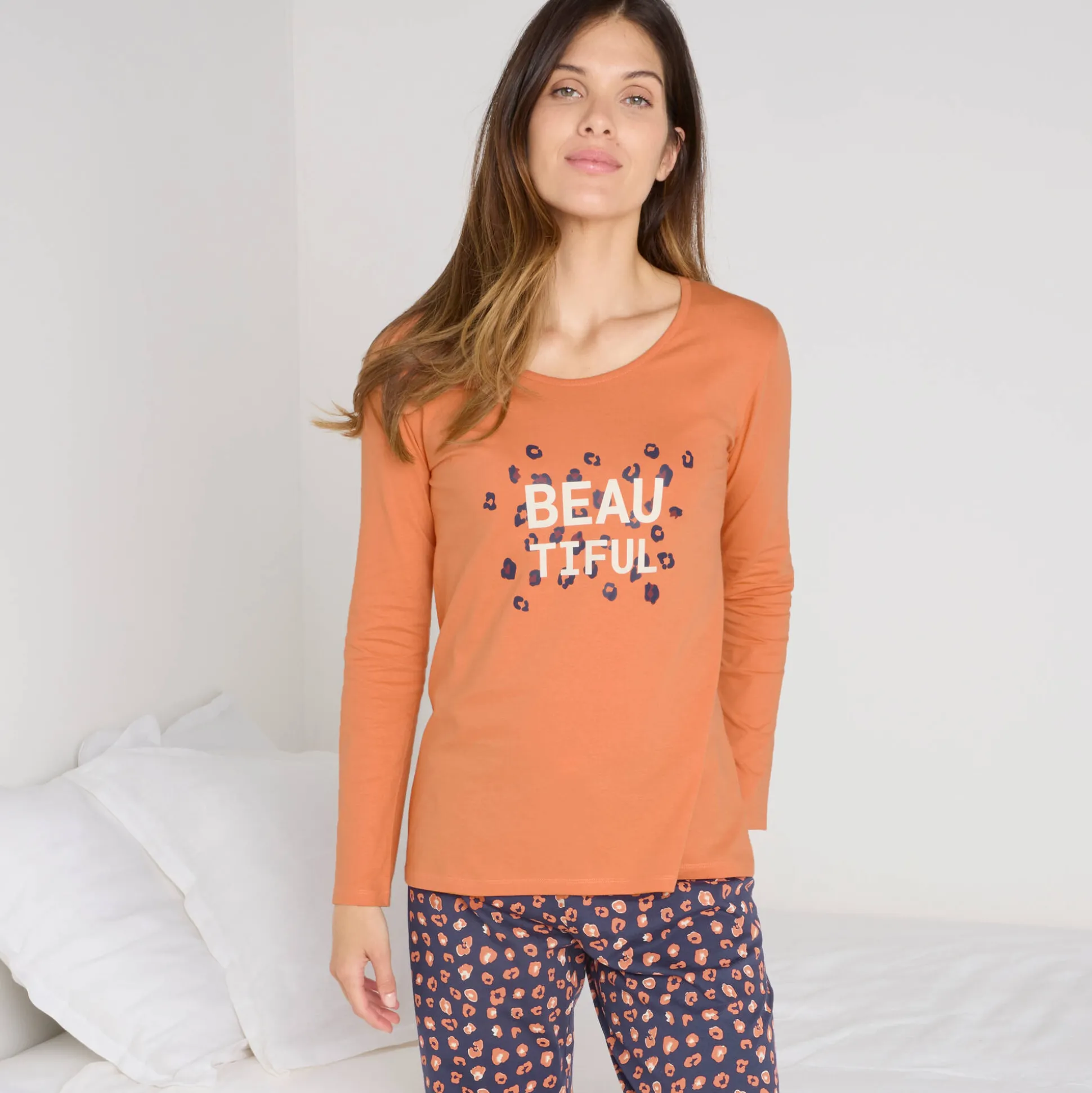 T-shirt met lange mouwen in effen katoen geplaatste "Beautiful" print
