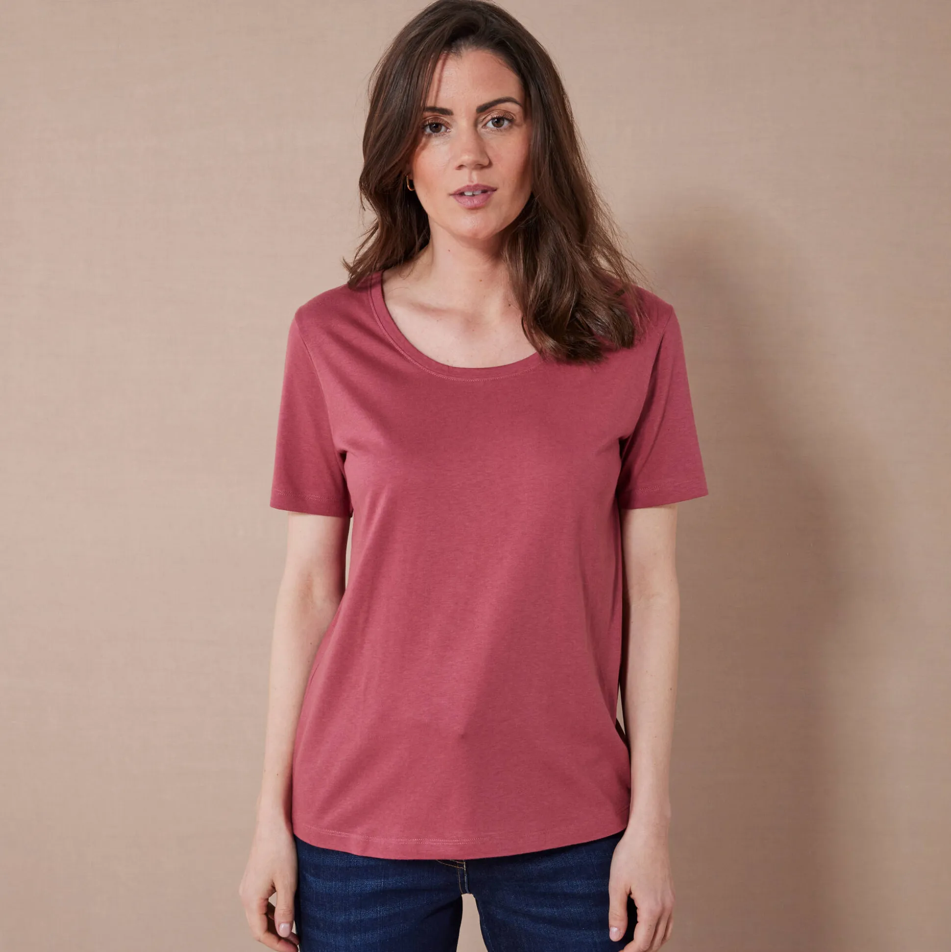 T-shirt met ronde hals en korte mouwen