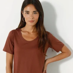 T-shirt met ronde hals en korte mouwen