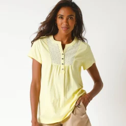 T-shirt met Tunesische hals en broderie anglaise