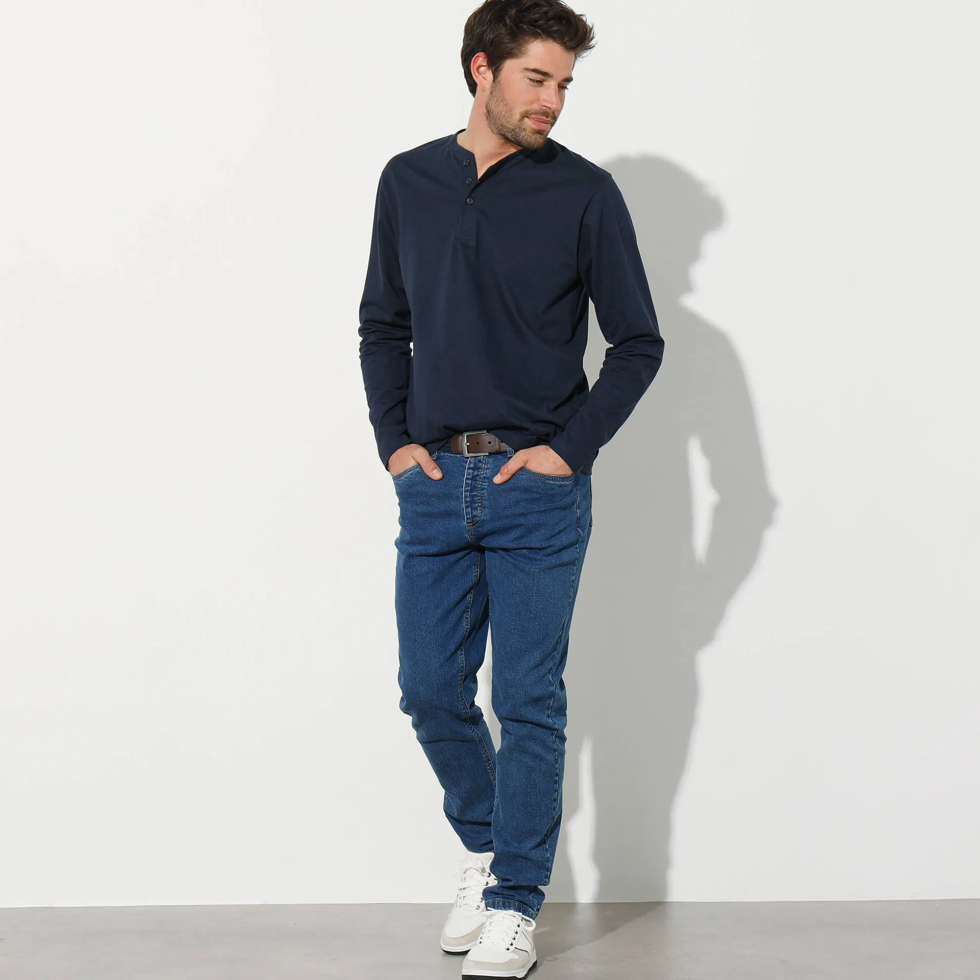 T-shirt met Tunesische hals en lange mouwen