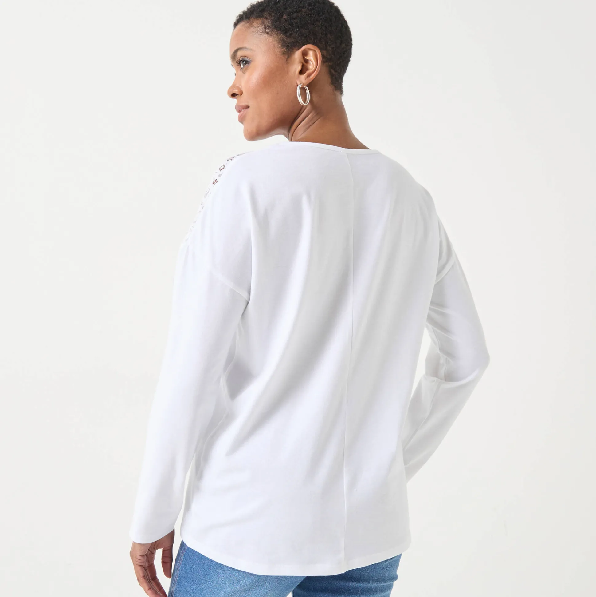 T-shirt met V-hals en lange mouwen in kant