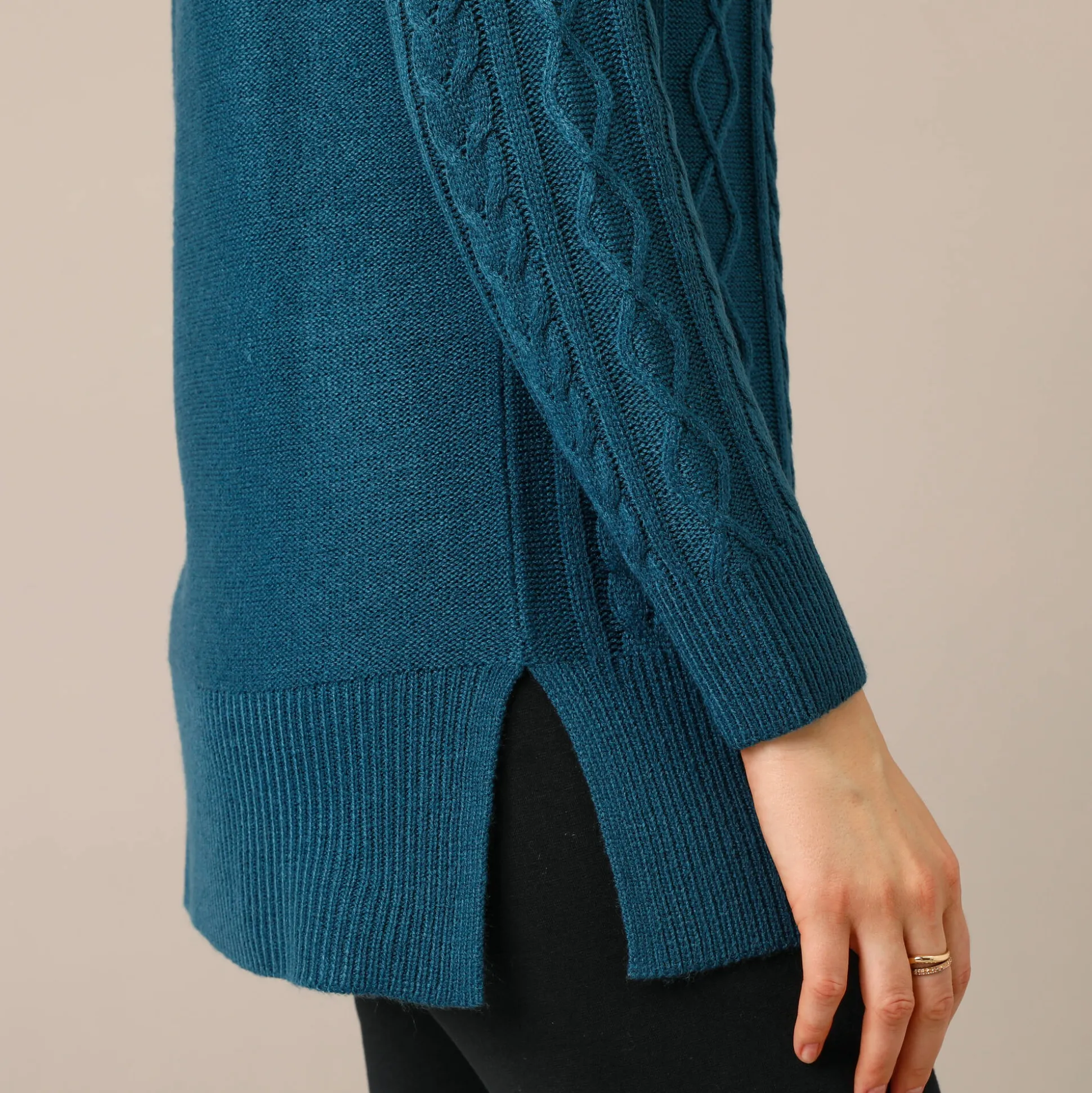 Tuniektrui in kabeltricot met rolkraag