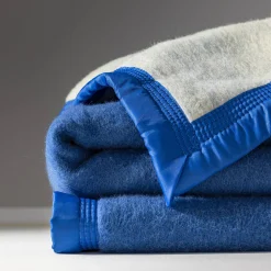 Tweekleurig deken in wol 600g/m2