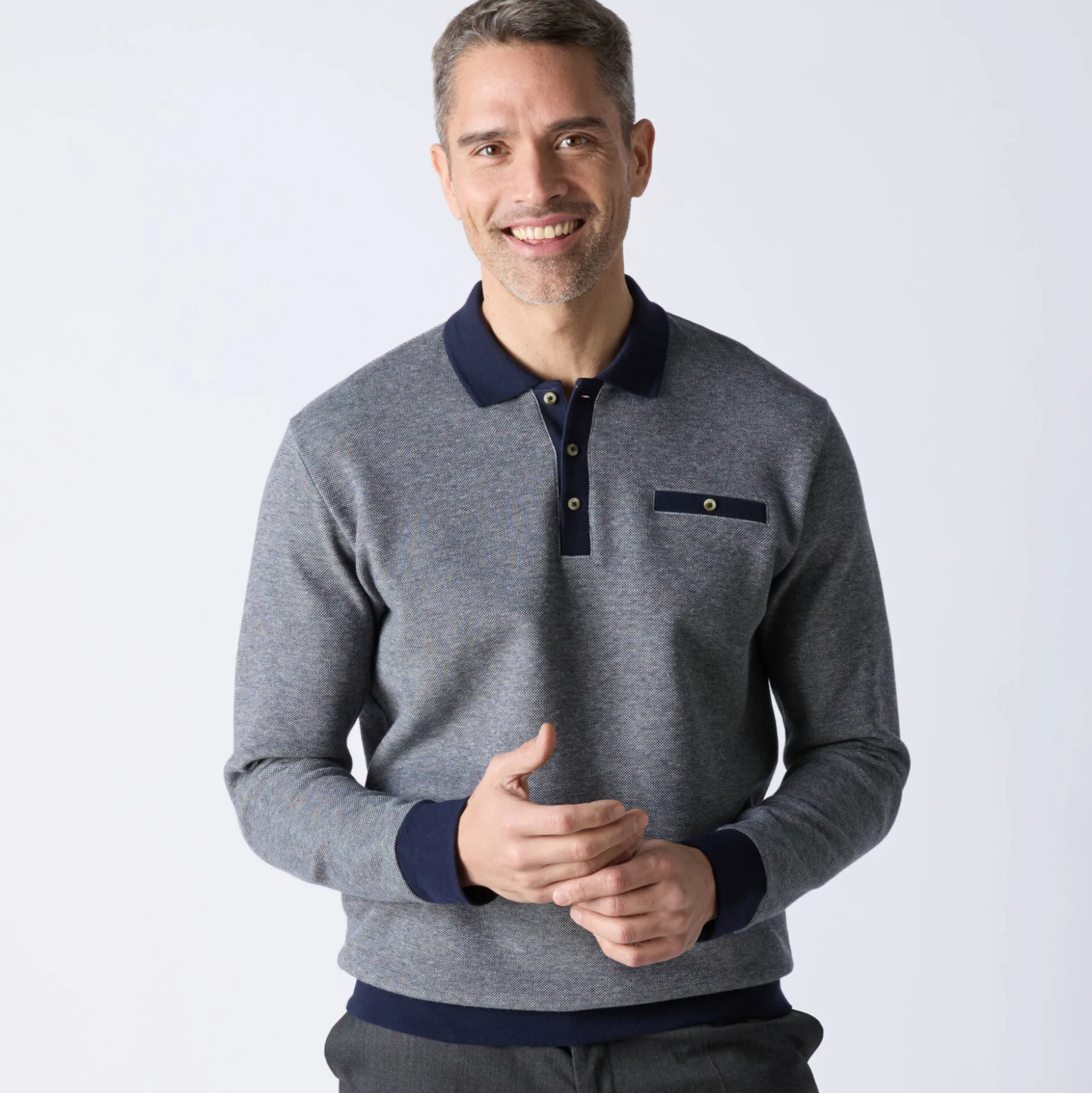 Tweekleurige polo in warm tricot, lange mouwen