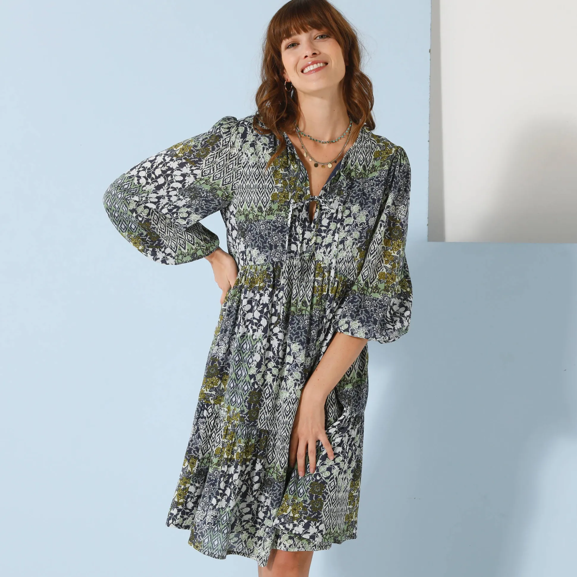 Uitlopende jurk met strook, bedrukt