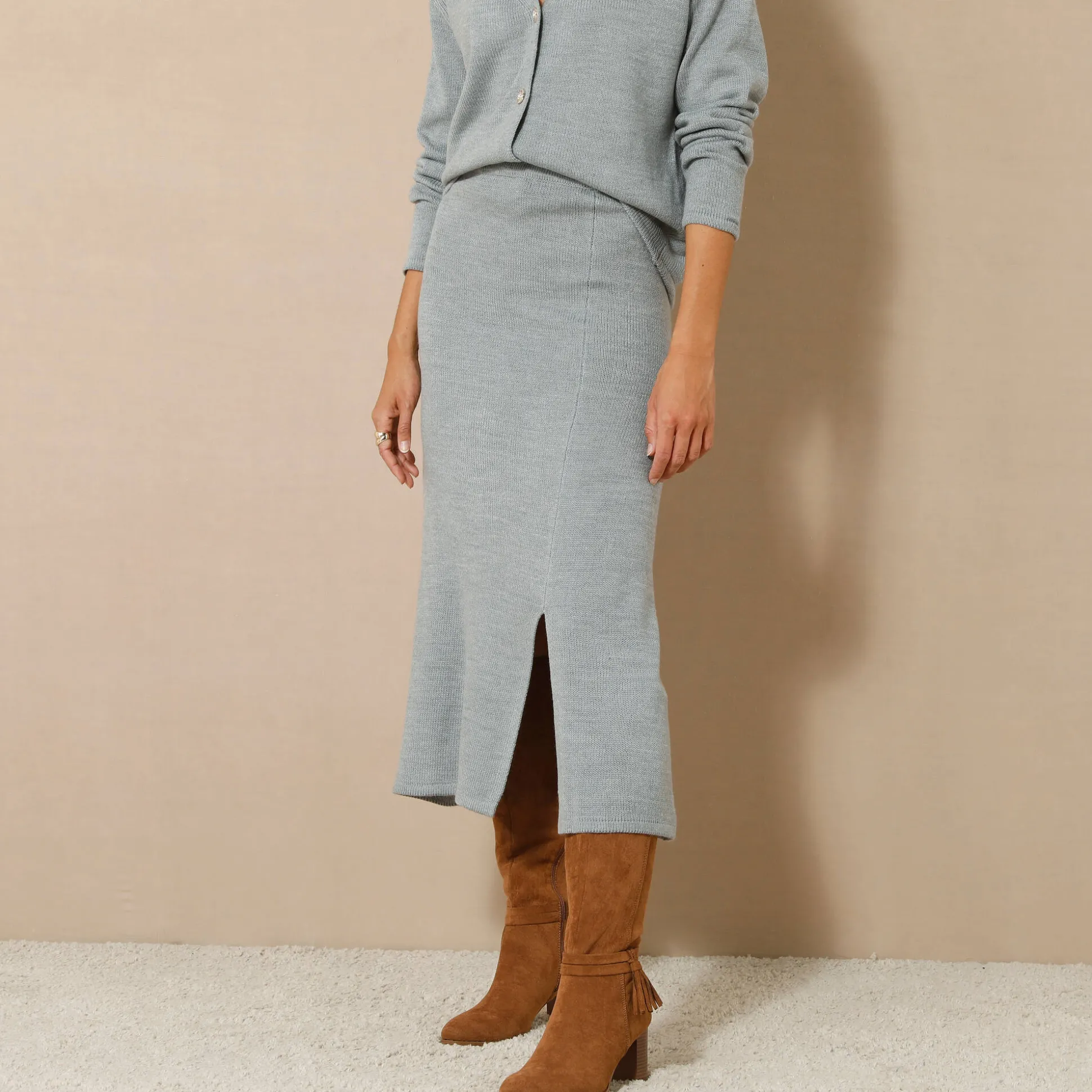 Uitlopende rok in midimodel, tricot