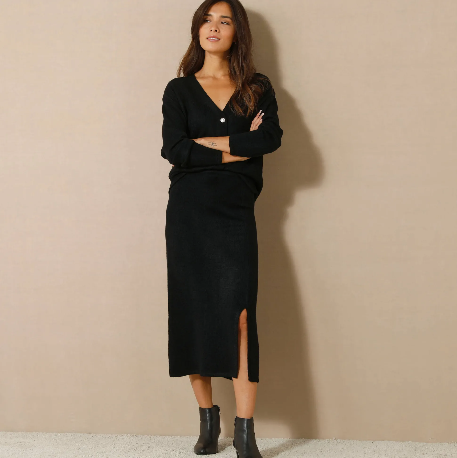 Uitlopende rok in midimodel, tricot