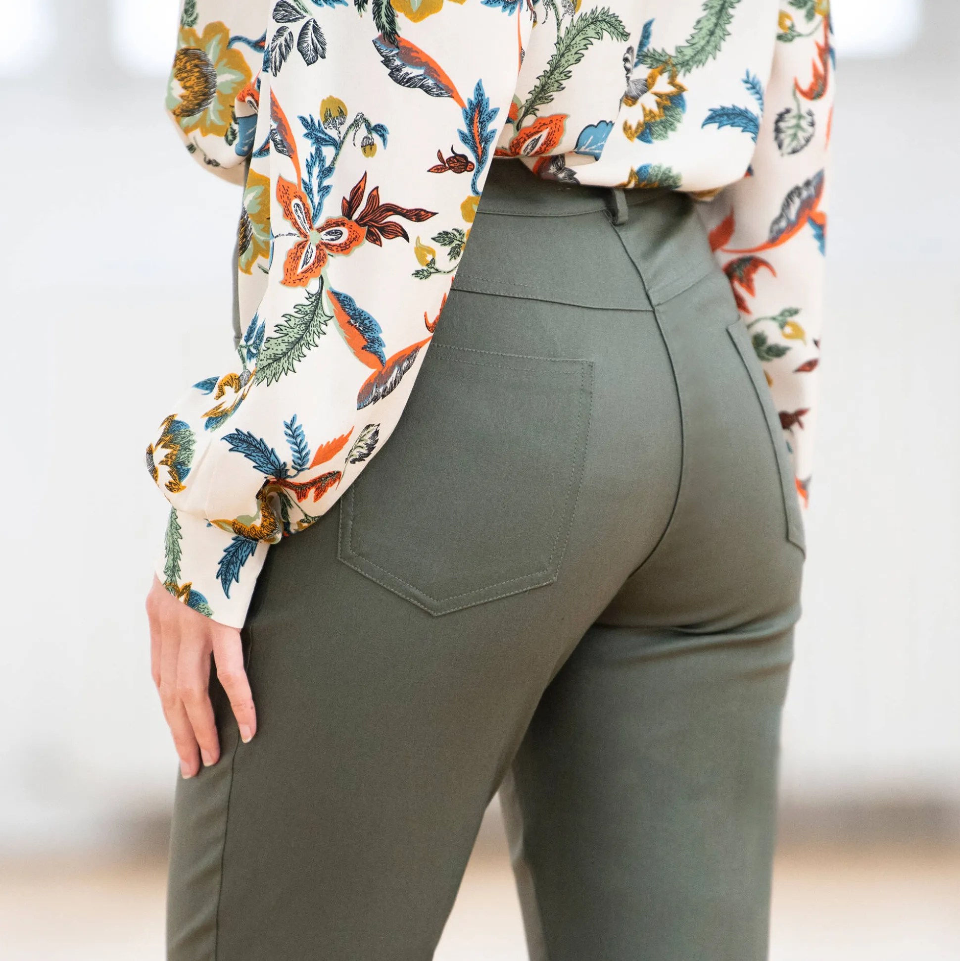 Ultrarekbare, nauwsluitende broek met coating