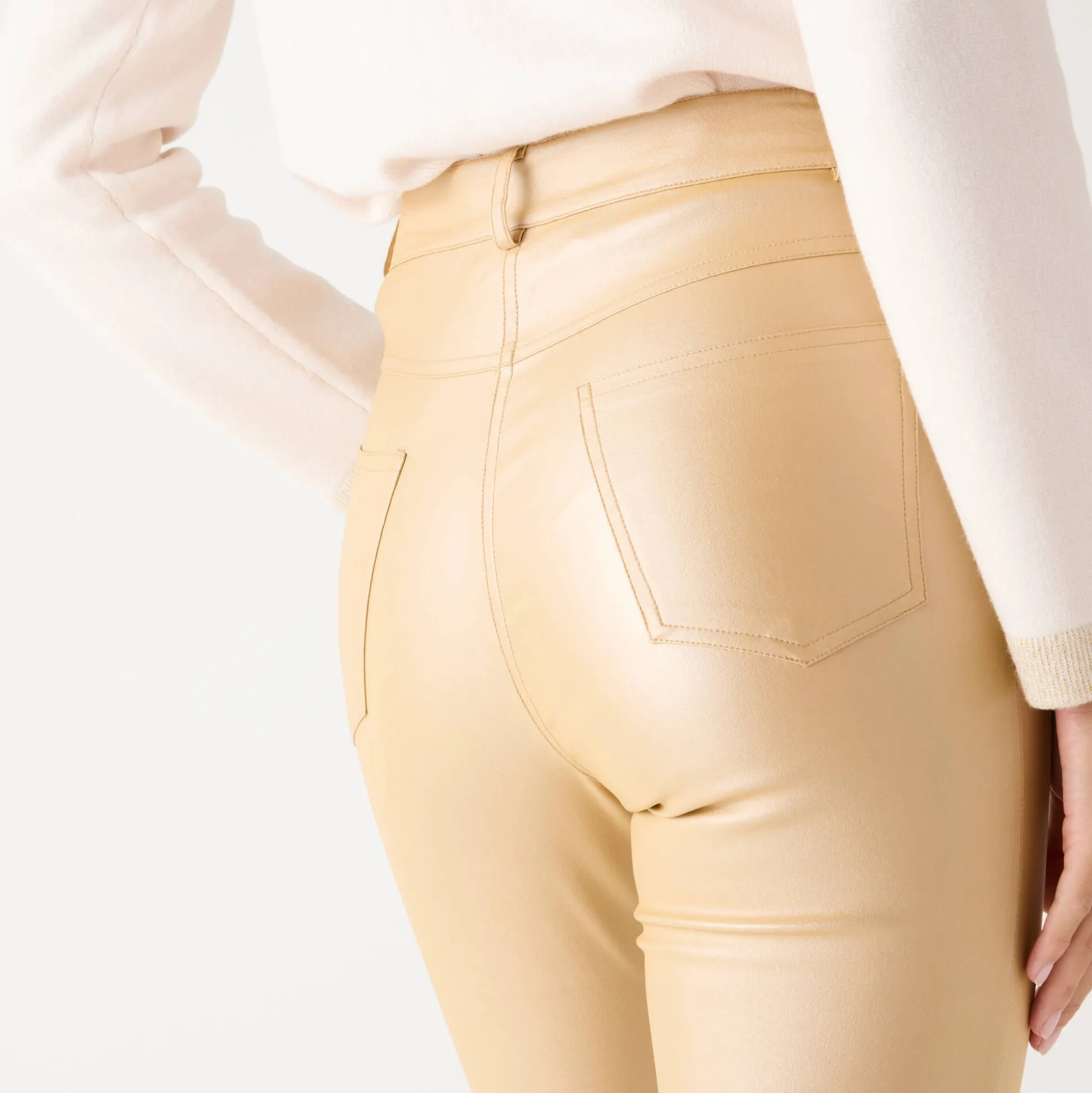 Ultrarekbare, nauwsluitende broek met coating