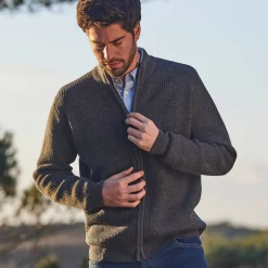 Vest in patenttricot met rits, 30% wol