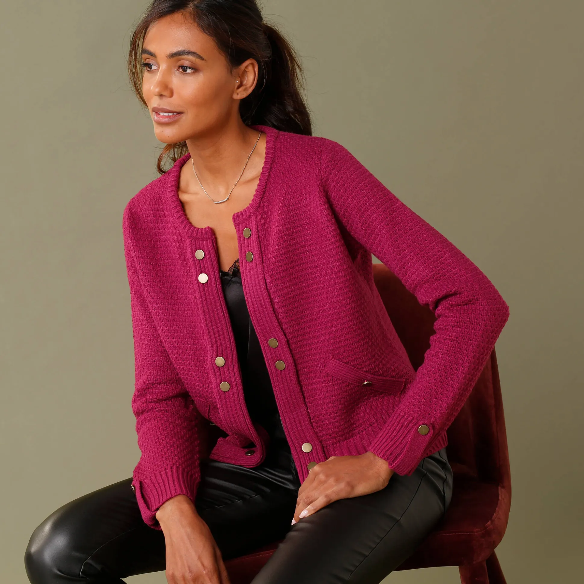 Vest in tricot met goudkleurige knopen