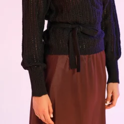 Vest in wikkelstijl met ajour en lange mouwen