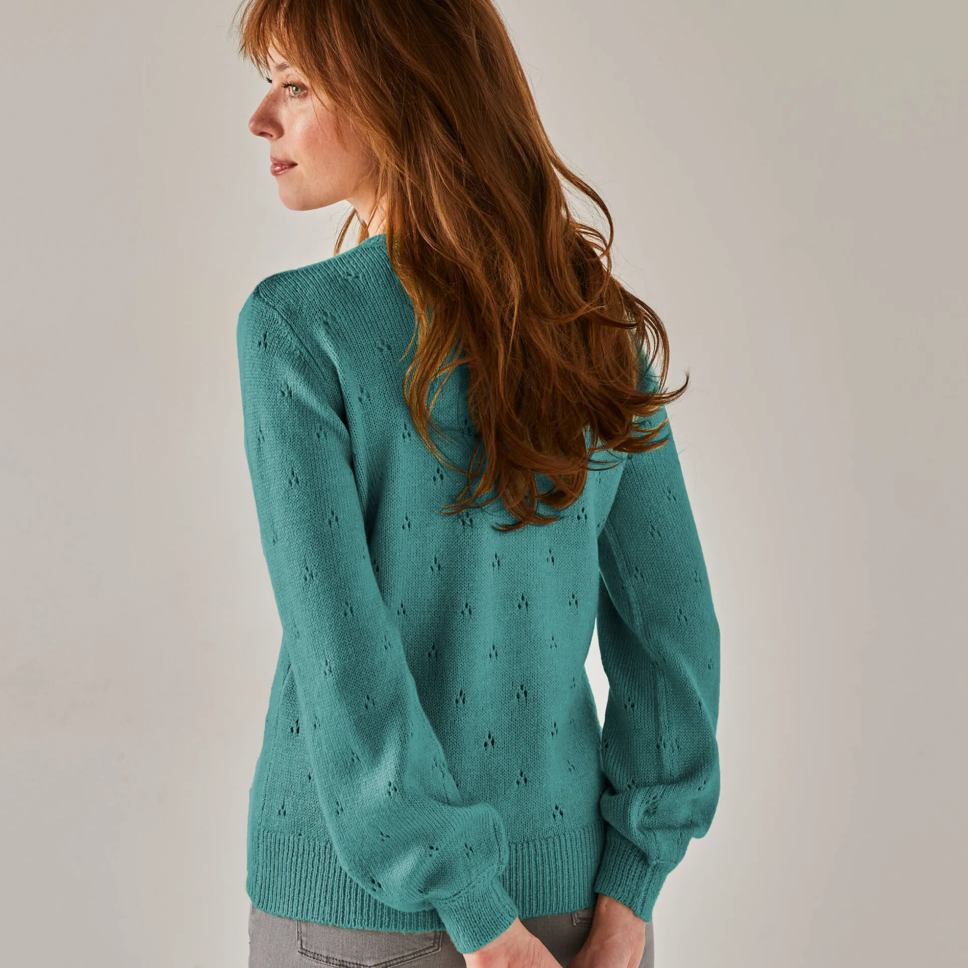 Vest met knoopsluiting en geschulpte afwerking, pointelletricot met mohairtouch