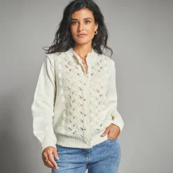 Vest met knopen en opstaande kraag in fantasietricot