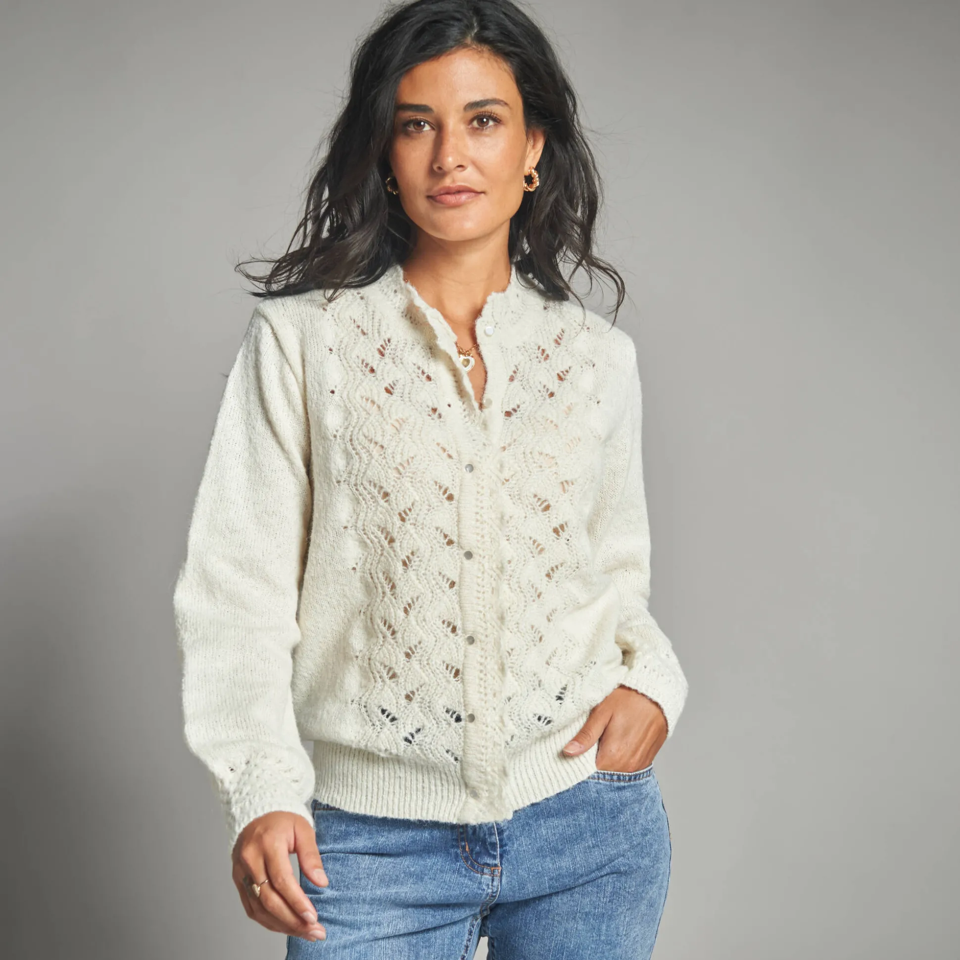 Vest met knopen en opstaande kraag in fantasietricot