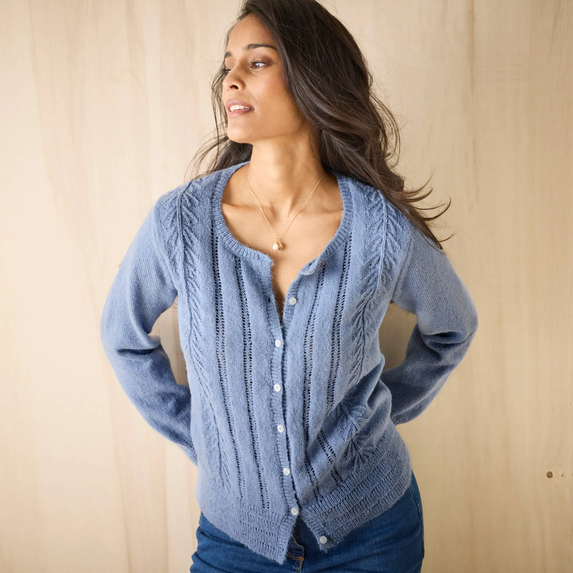 Vest met knopen en ronde hals, fantasietricot