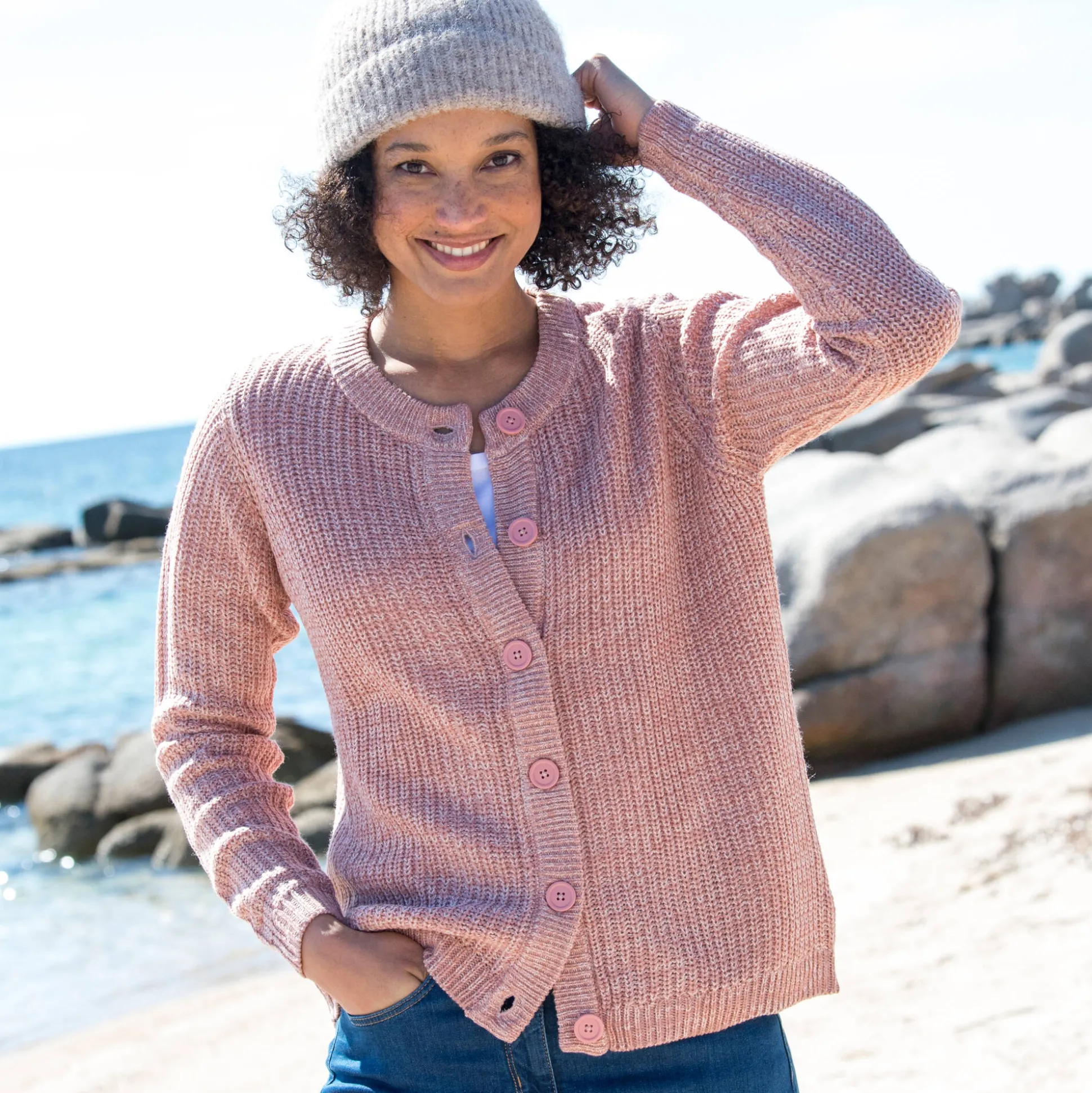 Vest met knopen in patenttricot