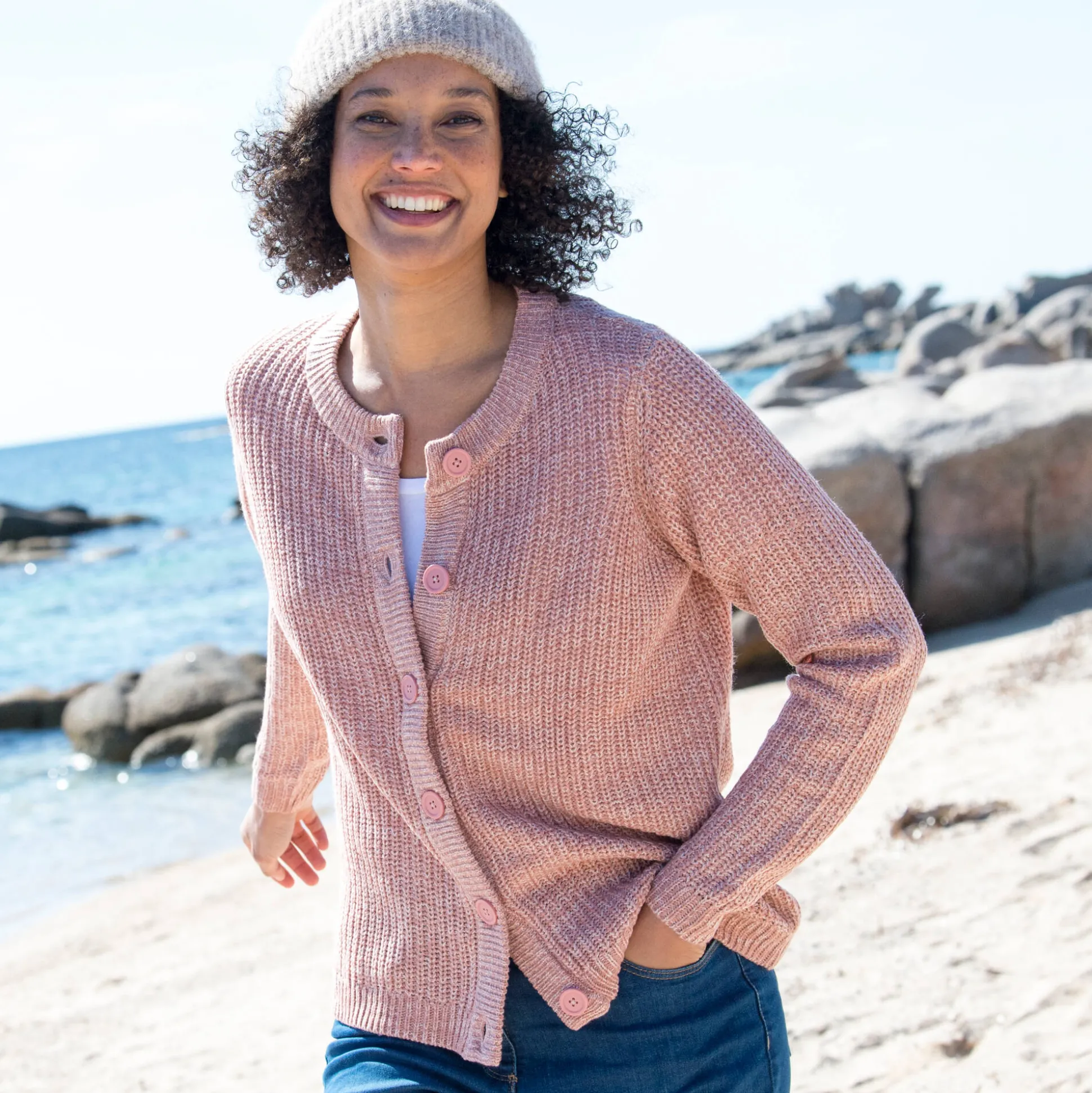 Vest met knopen in patenttricot