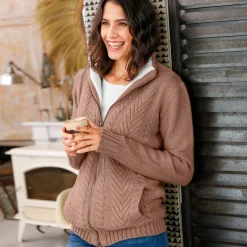 Vest met rits en kabelmotieven, gevoerd met pluchetricot