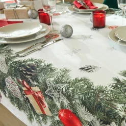 Vlekwerend tafellaken met kerstkransprint