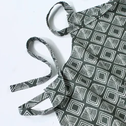 Vlekwerende schort met geometrische print