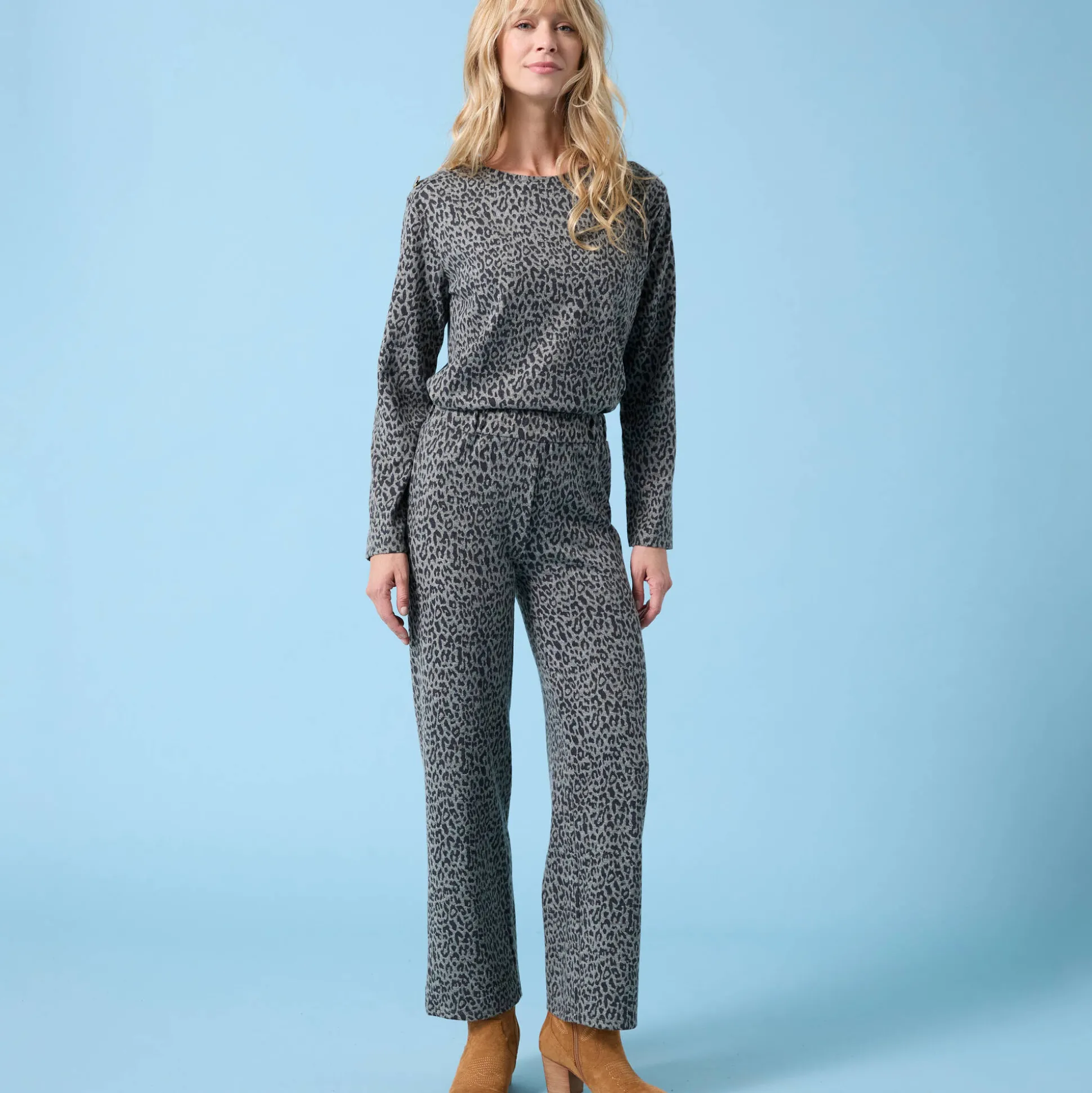 Wijde broek Special voor kleine lengtes met luipaardprint, geribd