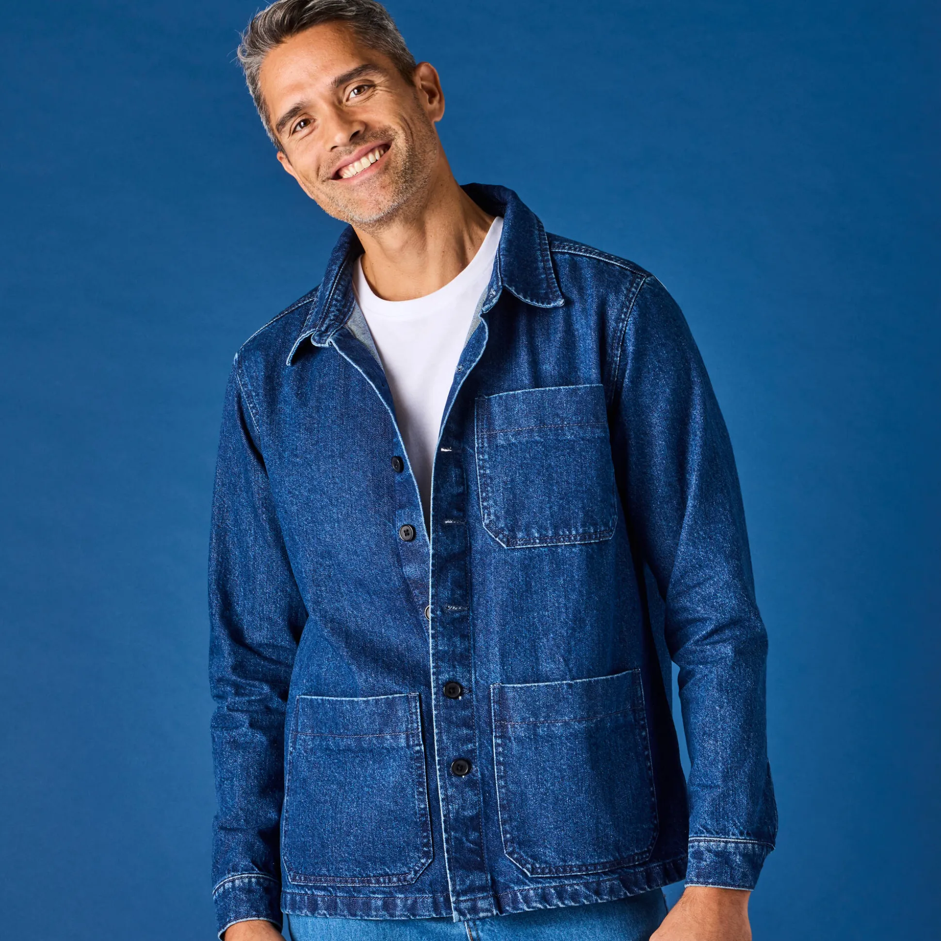 Worker jasje met knoopsluiting en 3 zakken, jeans