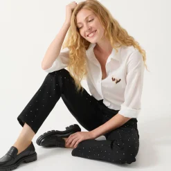 Zwarte, rechte jeans met hoge taille en strasjes