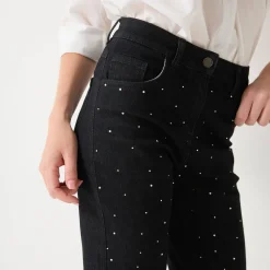 Zwarte, rechte jeans met hoge taille en strasjes